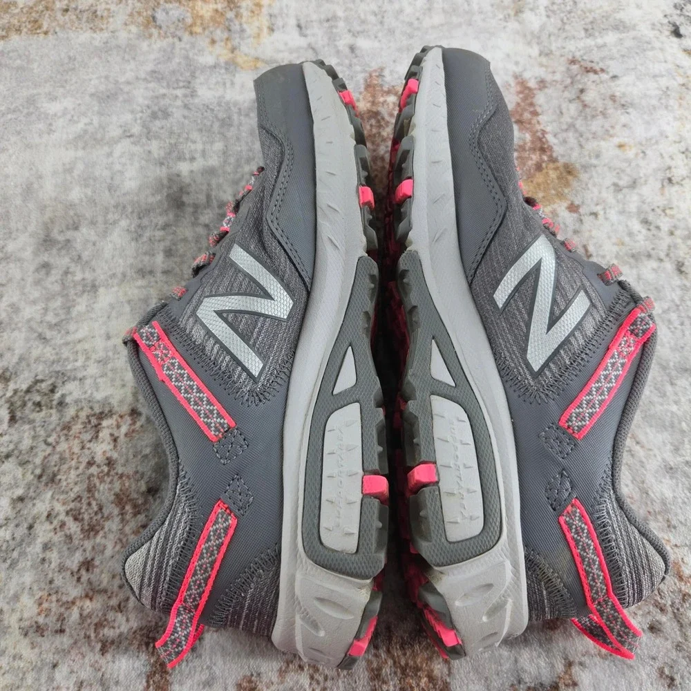 New Balance 410v6 Trail Running Shoes Womens‎ 7.5D Grey WT410SP6 All Terrain